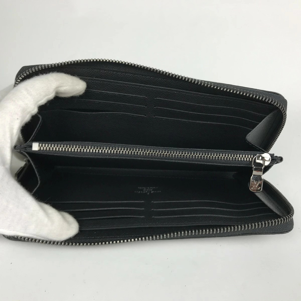 LOUIS VUITTON Long Wallet Zippy Monogram Horizontal Black - Picture 7 of 9